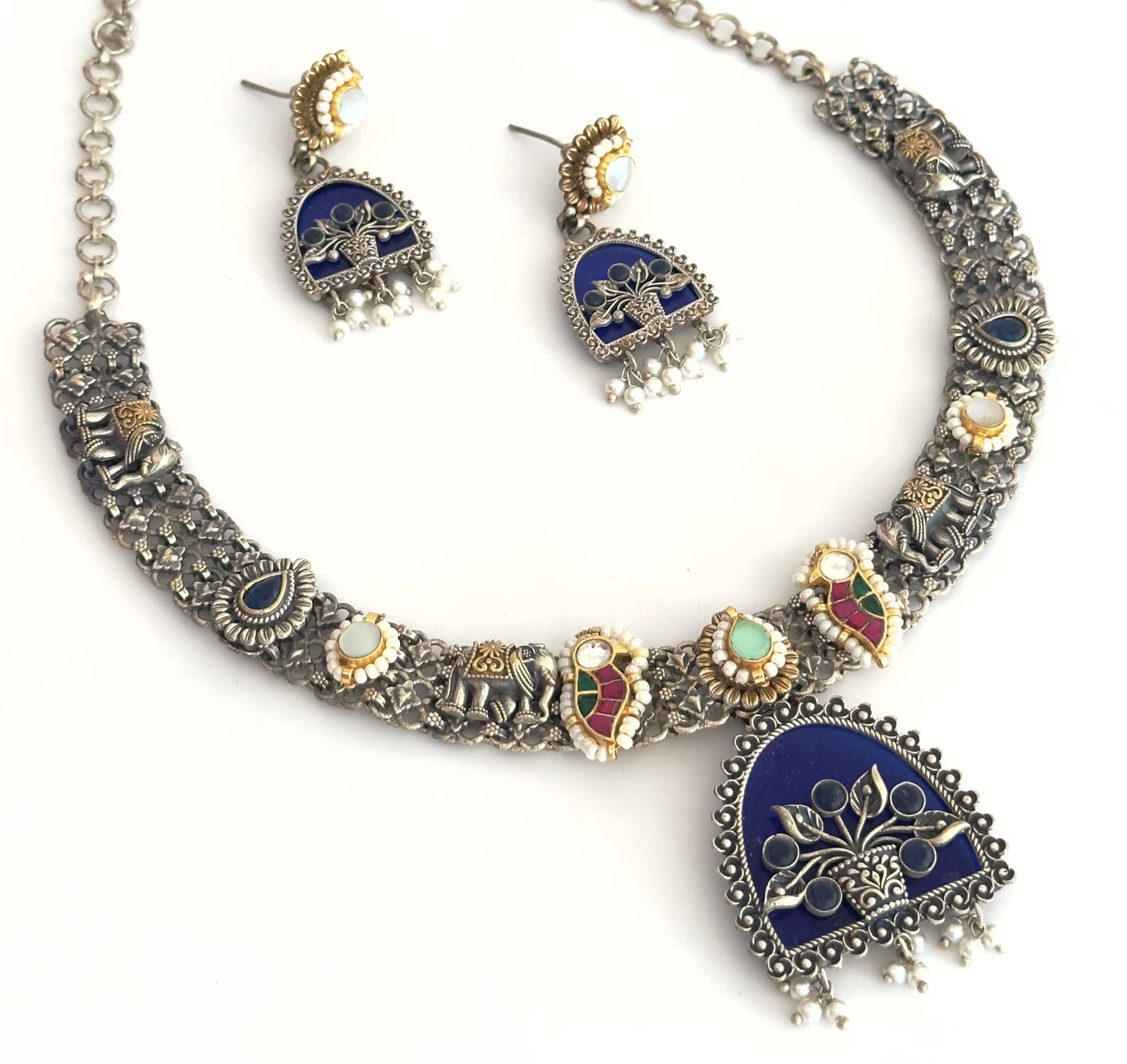 Fusion Edit - Tarini Heritage Patta Set