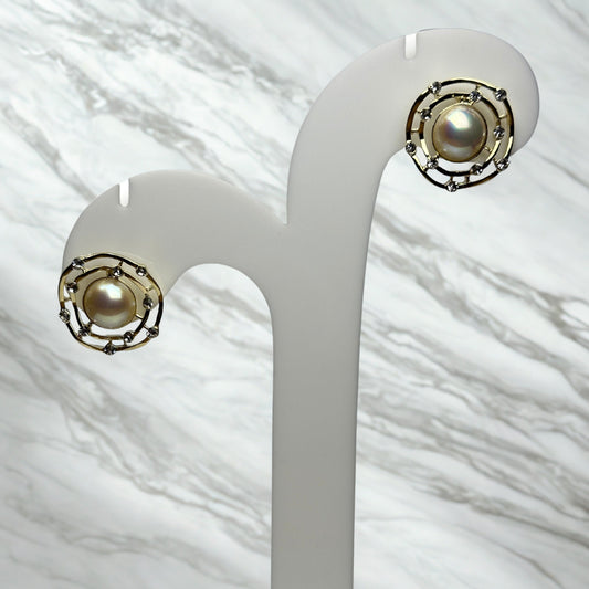 Earrings - Modern Orbit Pearl Studs