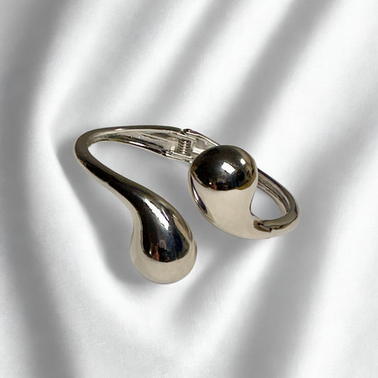 Bracelet - Molten Curve Statement Cuff