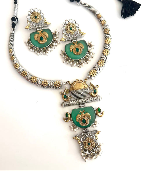 Fusion Edit - Meghna Hasli Necklace Set