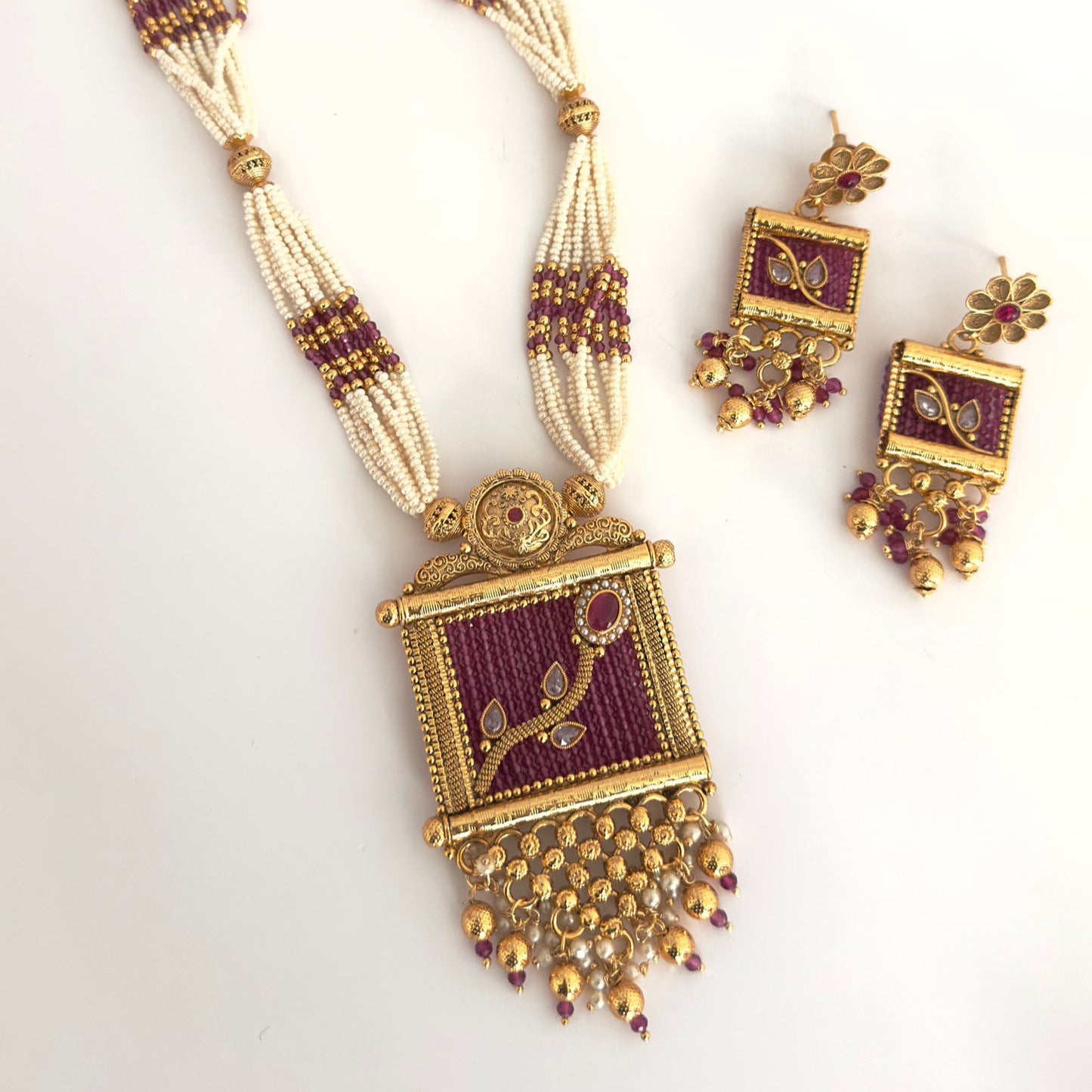 Ras-Raag - Traditional Indian Set